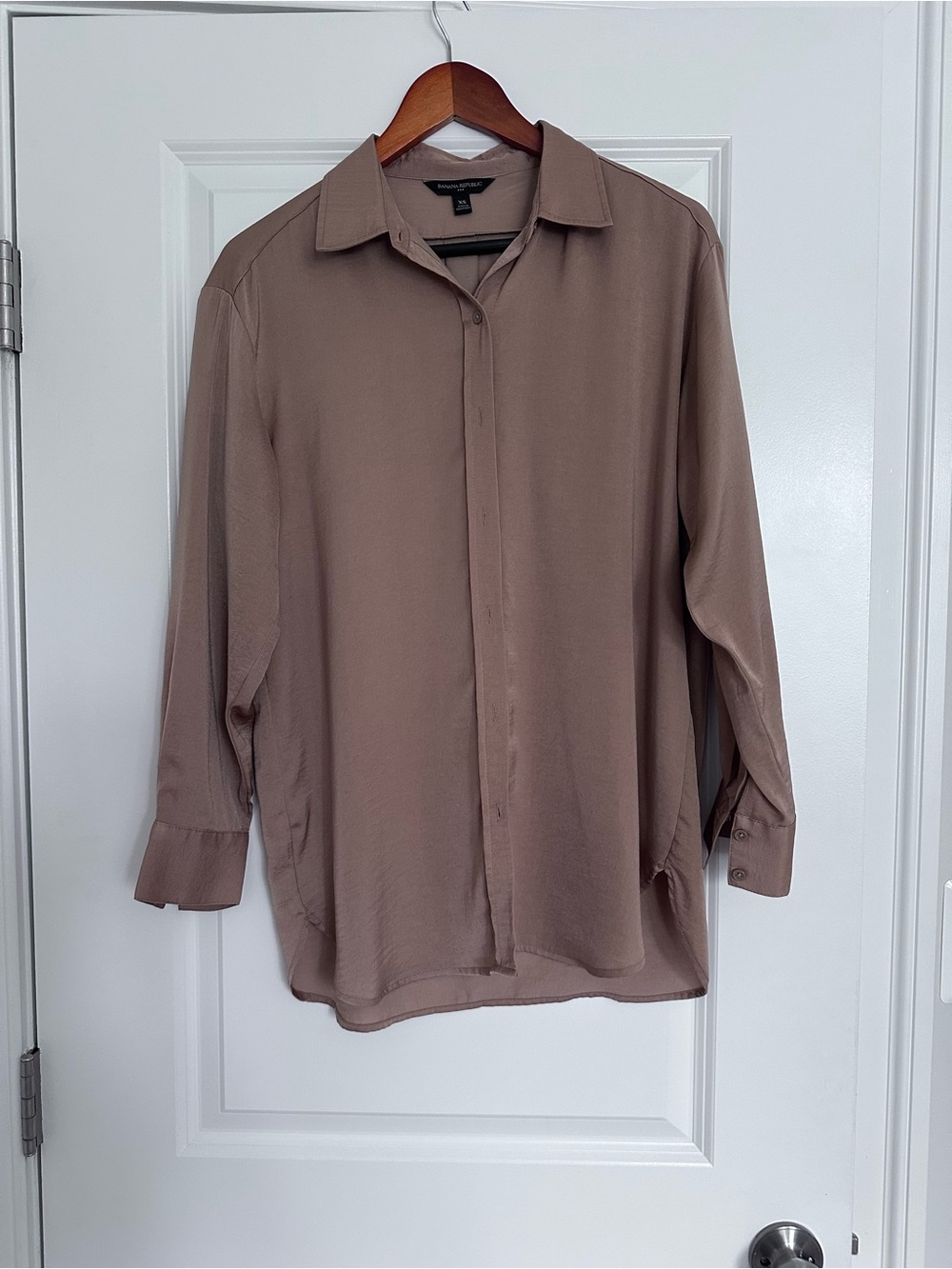 Banana Republic Taupe Button-Front Blouse